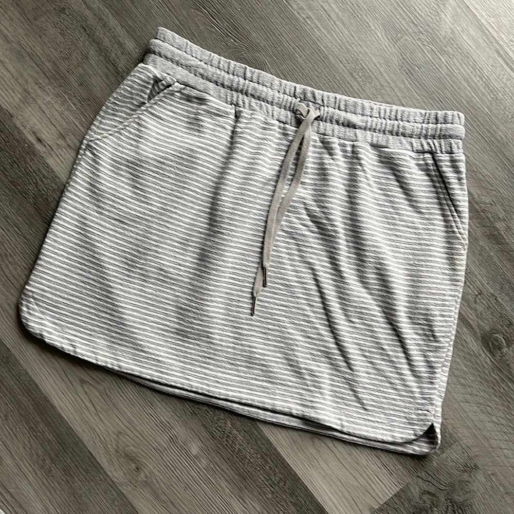 Maurice’s skirt M